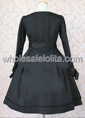 Simple Graceful Black Gothic Lolita Dress with Long Sleeves